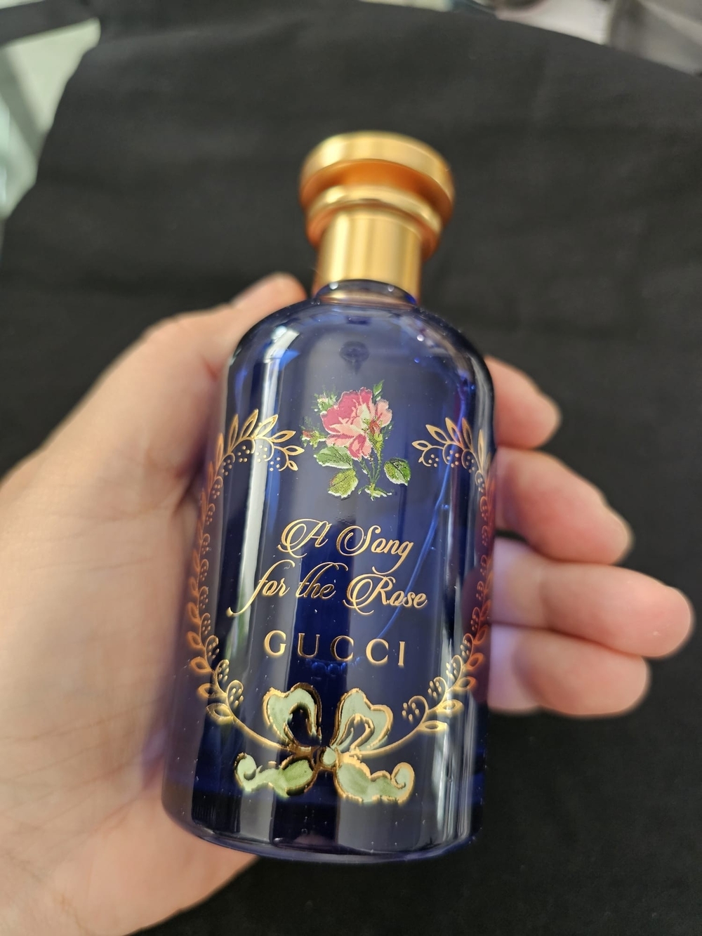 Gucci Navy Blue & Gold Floral 'A Song for the Rose' Bottle